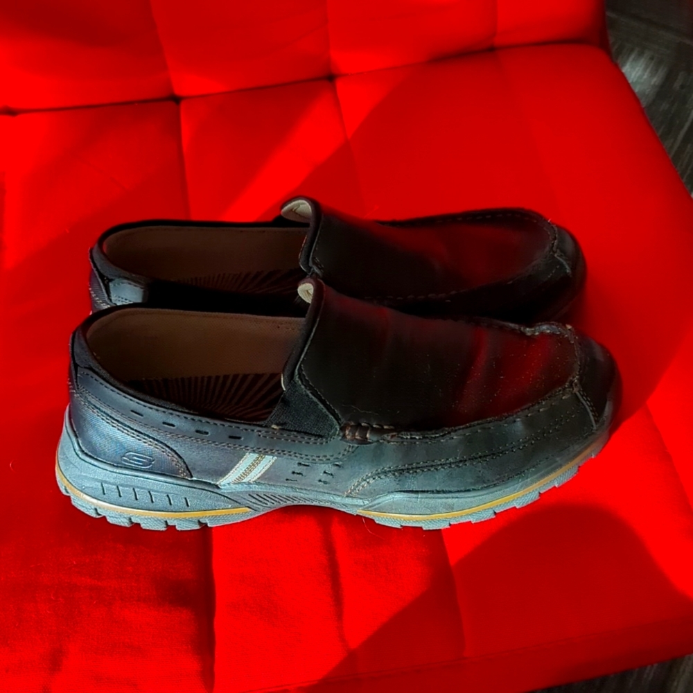 Skechers Relaxed fit Slip-ons